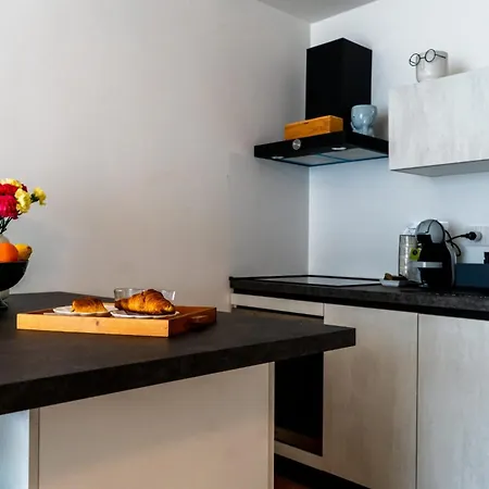 Apartment Labicant Rom